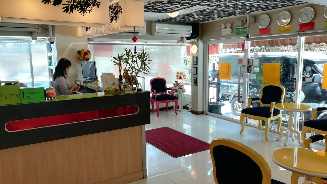 Photo of Livingroom in Embassy District