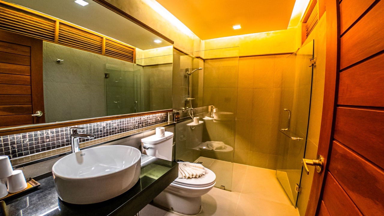 Photo of Bathroom in Chaweng City Center
