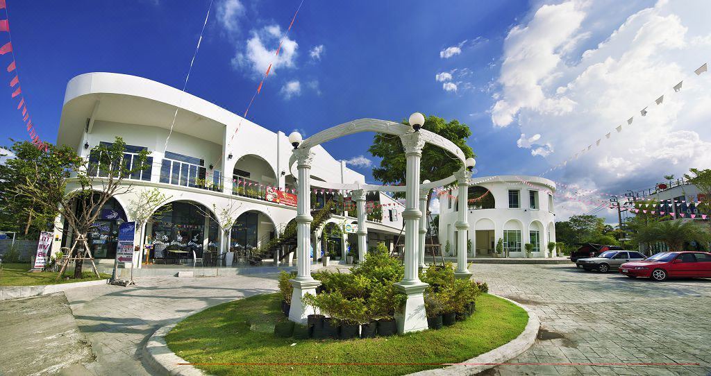 Photo of Buildings in Lat Krabang