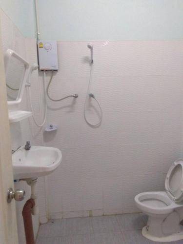 Photo of Bathroom in Wang Chin