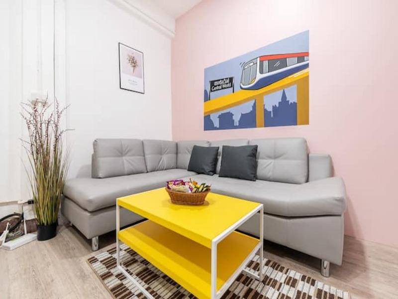 Photo of Livingroom in Ratchathewi