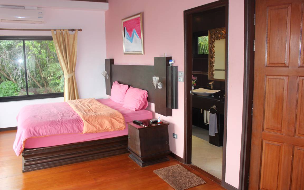 Photo of Bedroom in Mae Nam