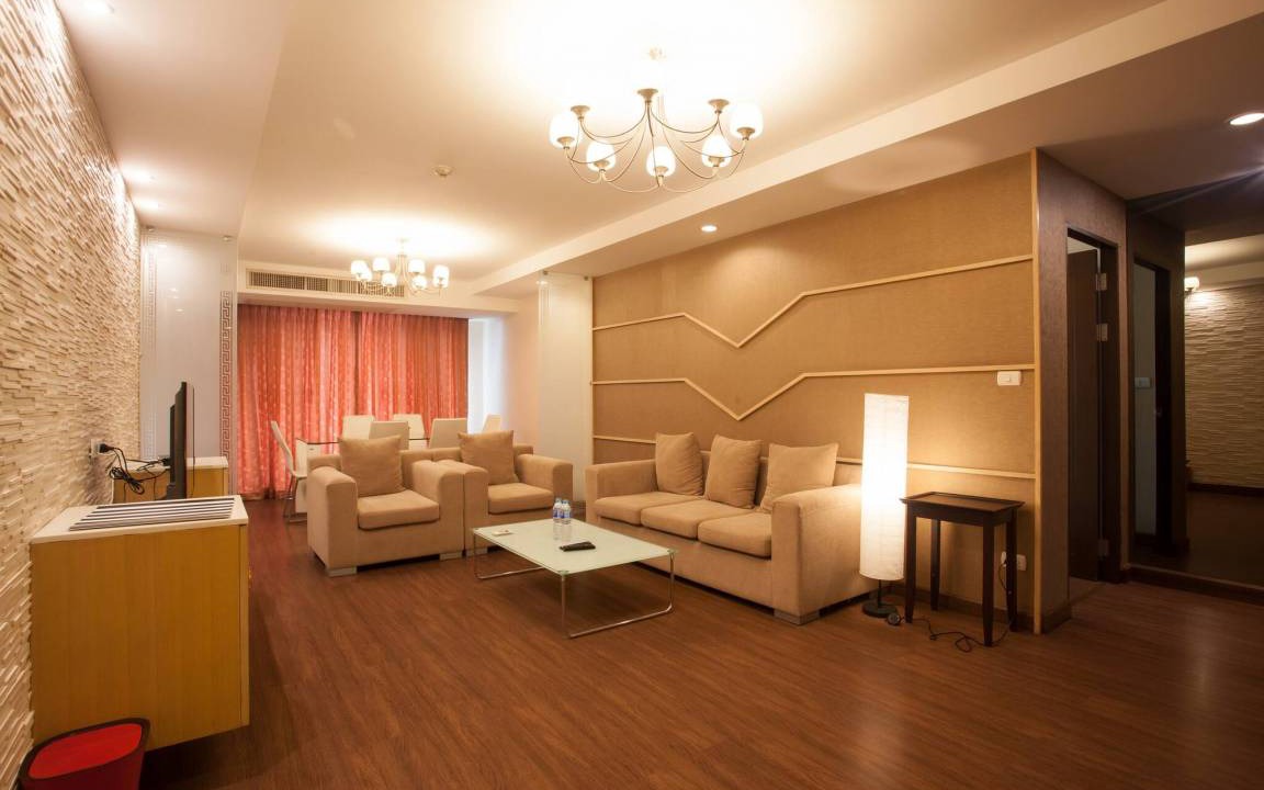 Photo of Livingroom in Khlong Toei Nuea