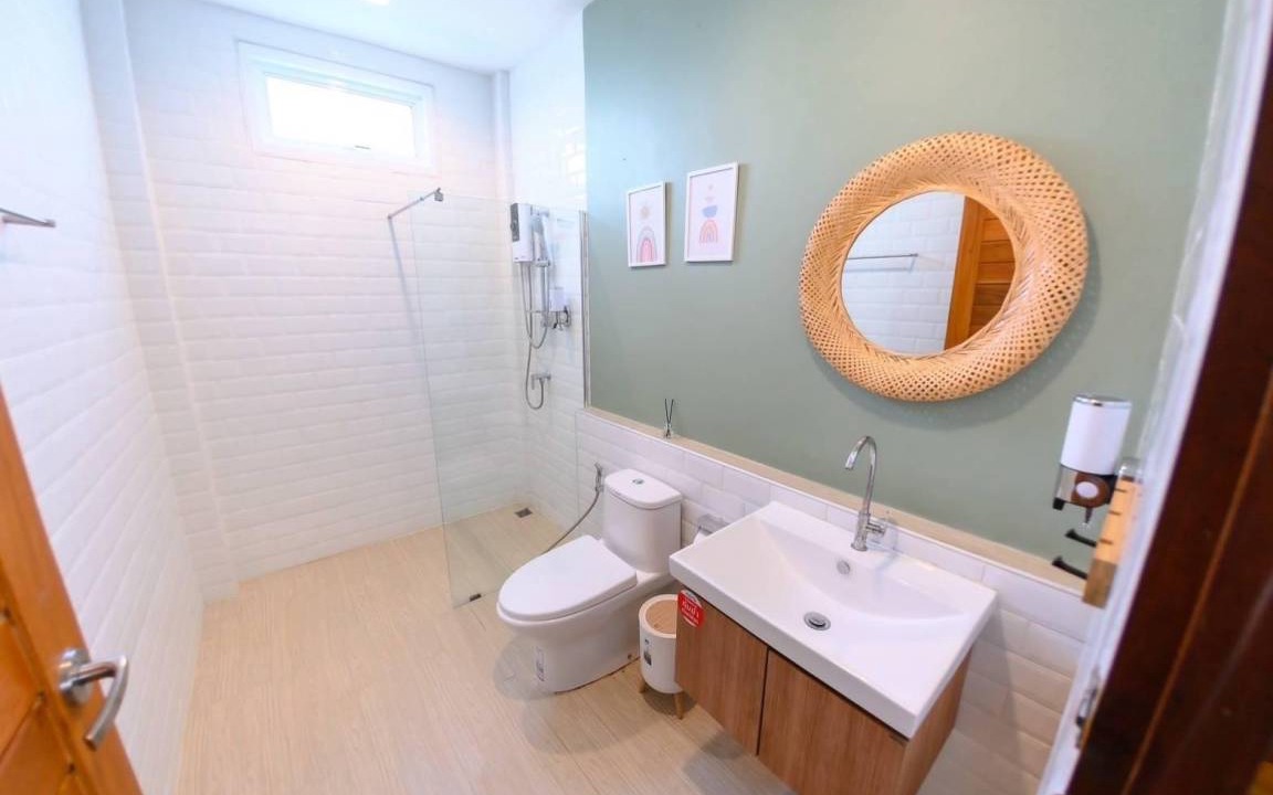 Photo of Bathroom in Khanong Phra
