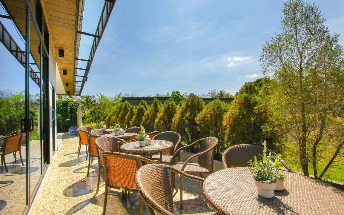Photo of Patio Balcony in Khanong Phra
