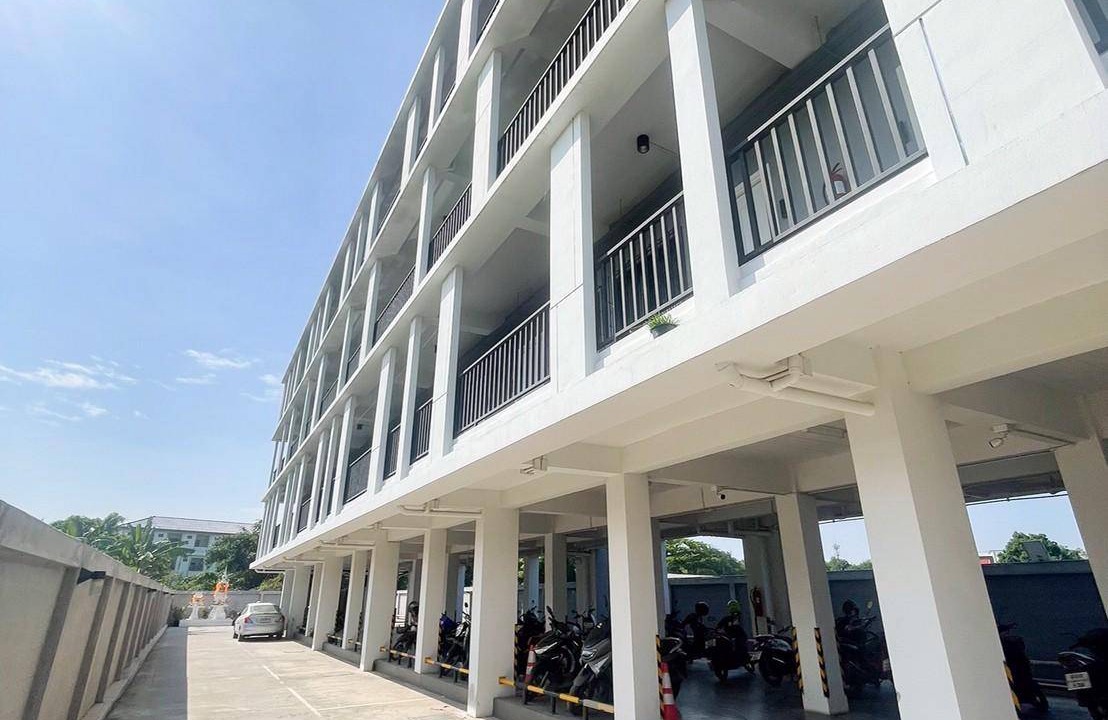 Photo of Buildings in Samut Sakhon