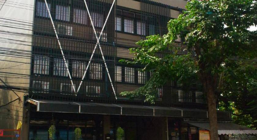 Photo of Buildings in Khlong Toei