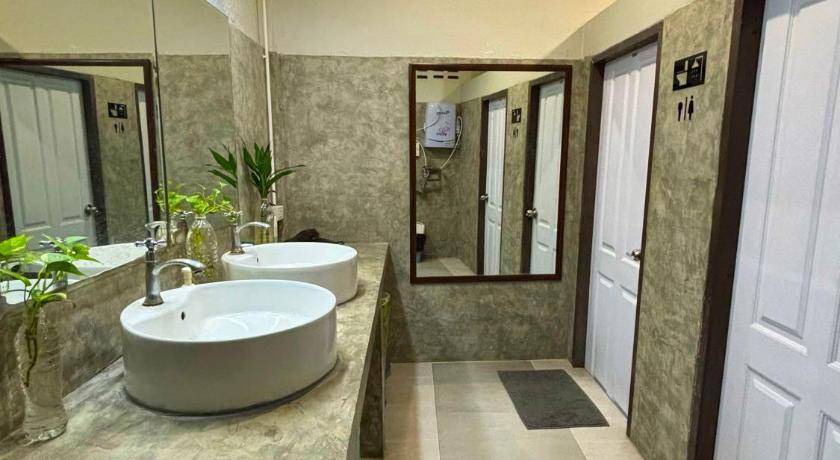 Photo of Bathroom in Talat Yot