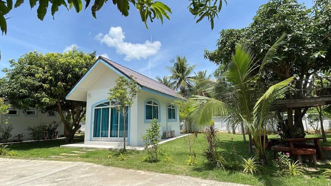 Photo of Buildings in Sam Roi Yot