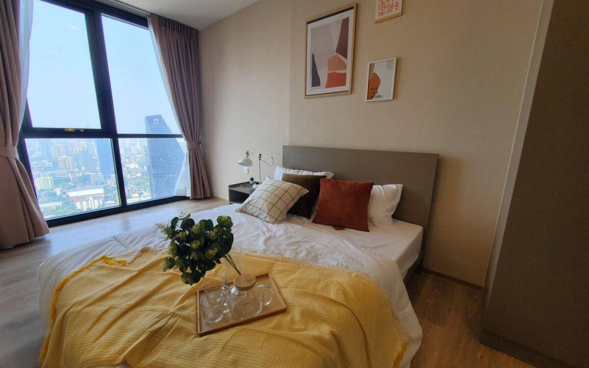 Photo of Bedroom in Khlong Toei