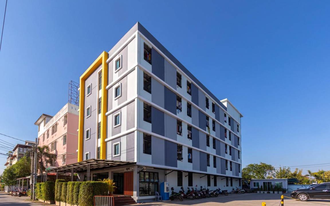 Photo of Buildings in Lat Krabang