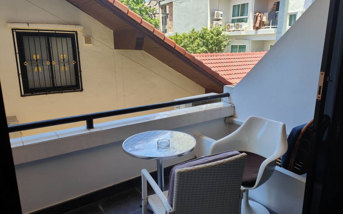 Photo of Patio Balcony in Pratumnak Hill