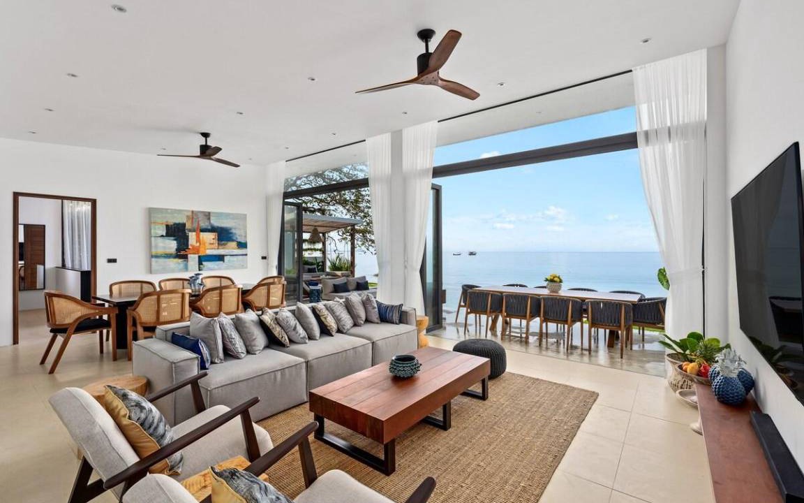 Photo of Livingroom in Ang Thong