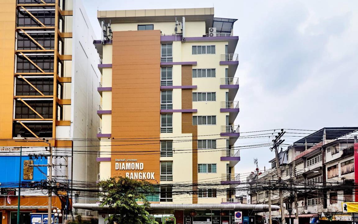 Photo of Buildings in Thanon Phetchaburi