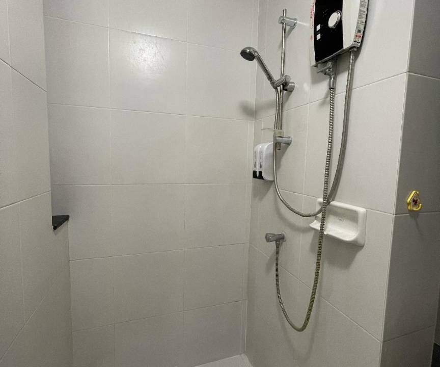 Photo of Bathroom in Khlong Kluea
