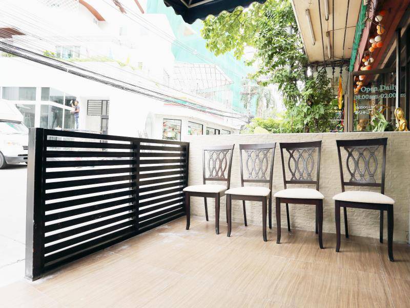 Photo of Patio Balcony in Bangkok Central Business District