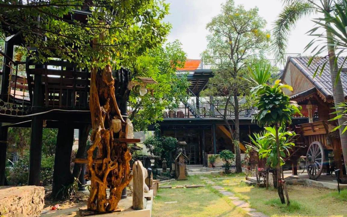 Photo of Others in Phra Khanong Nuea