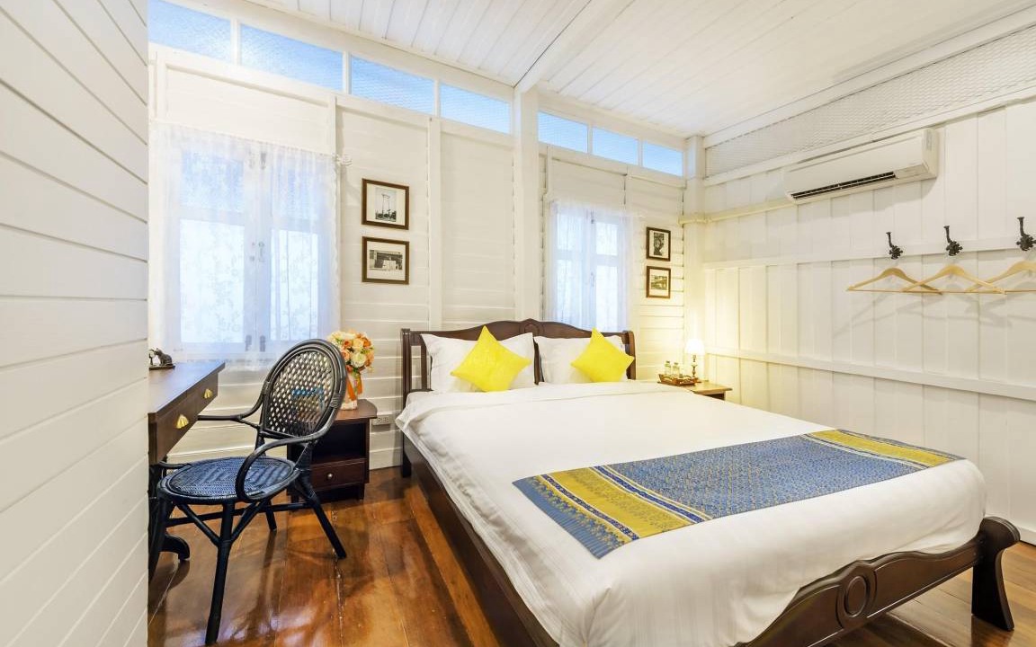Photo of Bedroom in Phra Nakhon