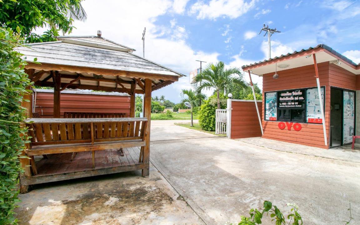Photo of Buildings in Khao Noi