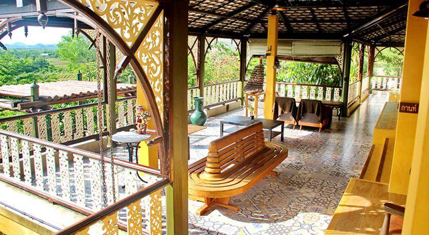 Photo of Patio Balcony in Pak Tho