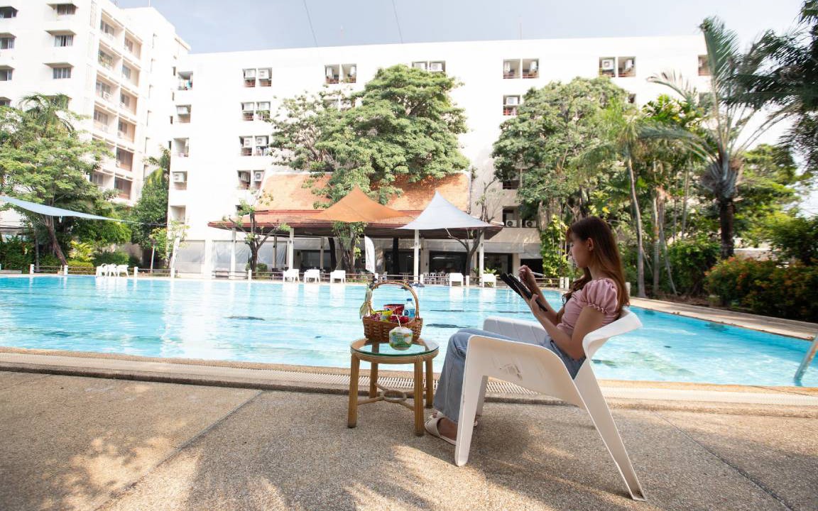 Photo of Others in Samsen Nok