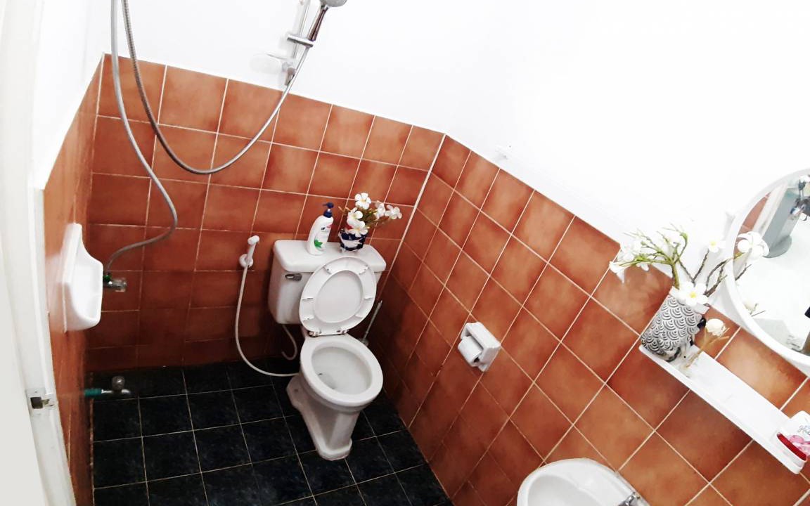 Photo of Bathroom in Mae Jo