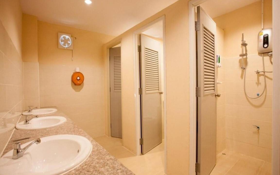 Photo of Bathroom in Old City