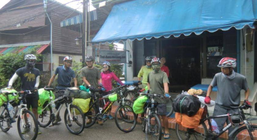 Photo of Others in Bang Phra