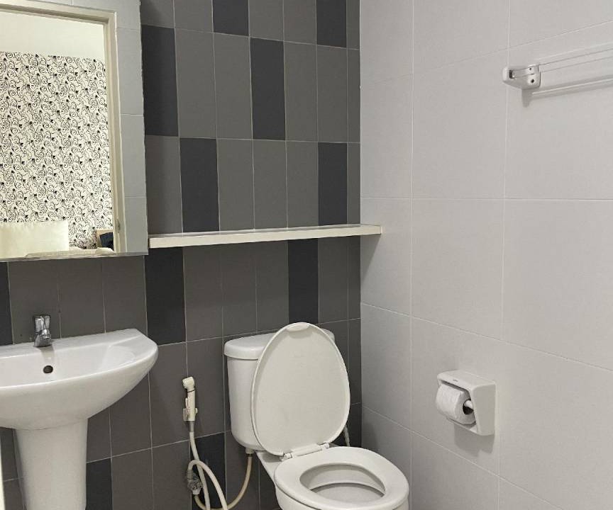 Photo of Bathroom in Khlong Kluea