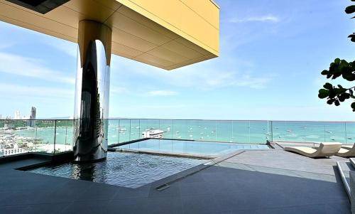 Photo of Others in Pattaya Bay