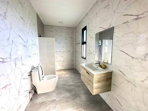 Photo of Bathroom in Phetchaburi