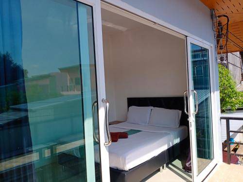 Photo of Patio Balcony in Khuraburi