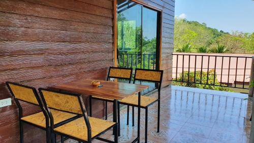 Photo of Patio Balcony in Ko Lanta