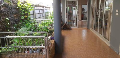 Photo of Patio Balcony in Nuea Khlong