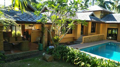 Photo of Others in Thong Krut