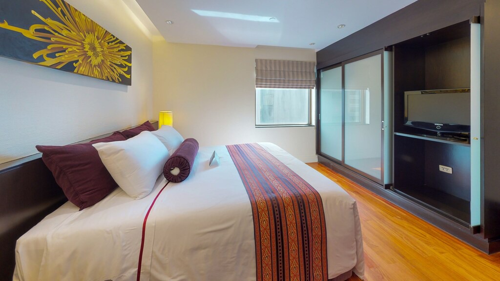 Photo of Bedroom in Embassy District