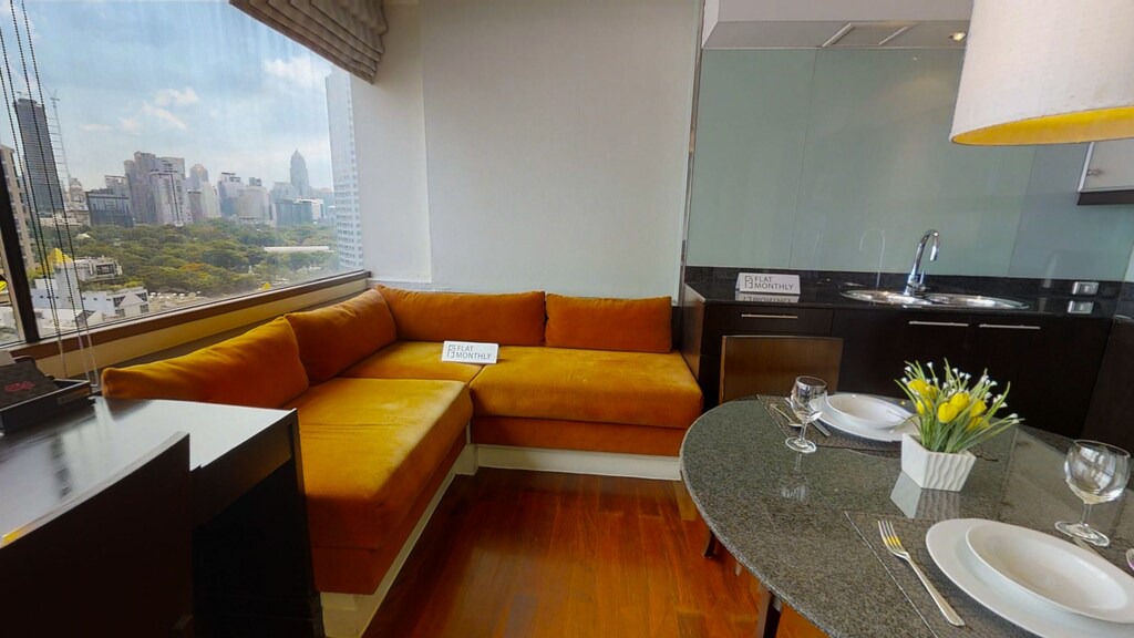 Photo of Livingroom in Embassy District