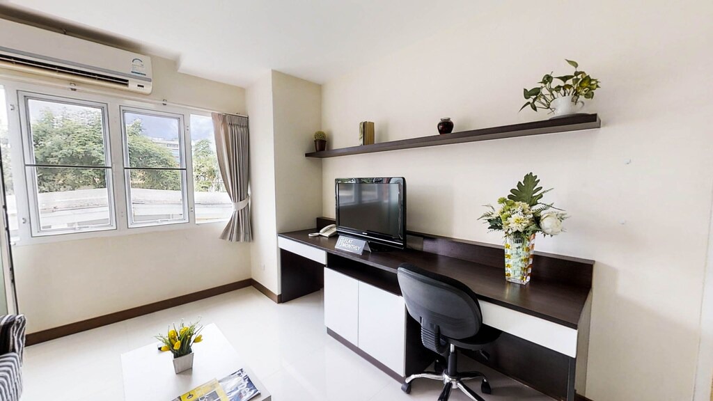 Photo of Livingroom in Ekkamai