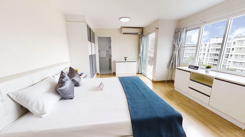 Photo of Bedroom in Ekkamai