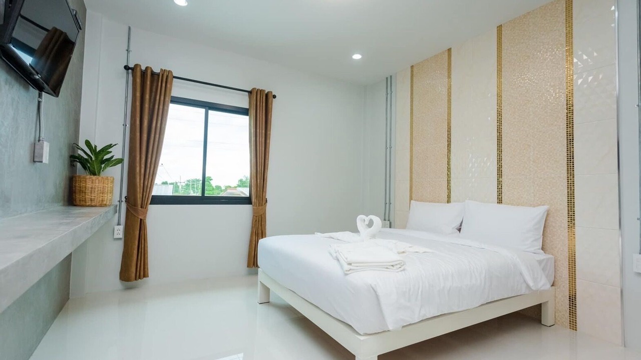 Photo of Bedroom in Tha Sala
