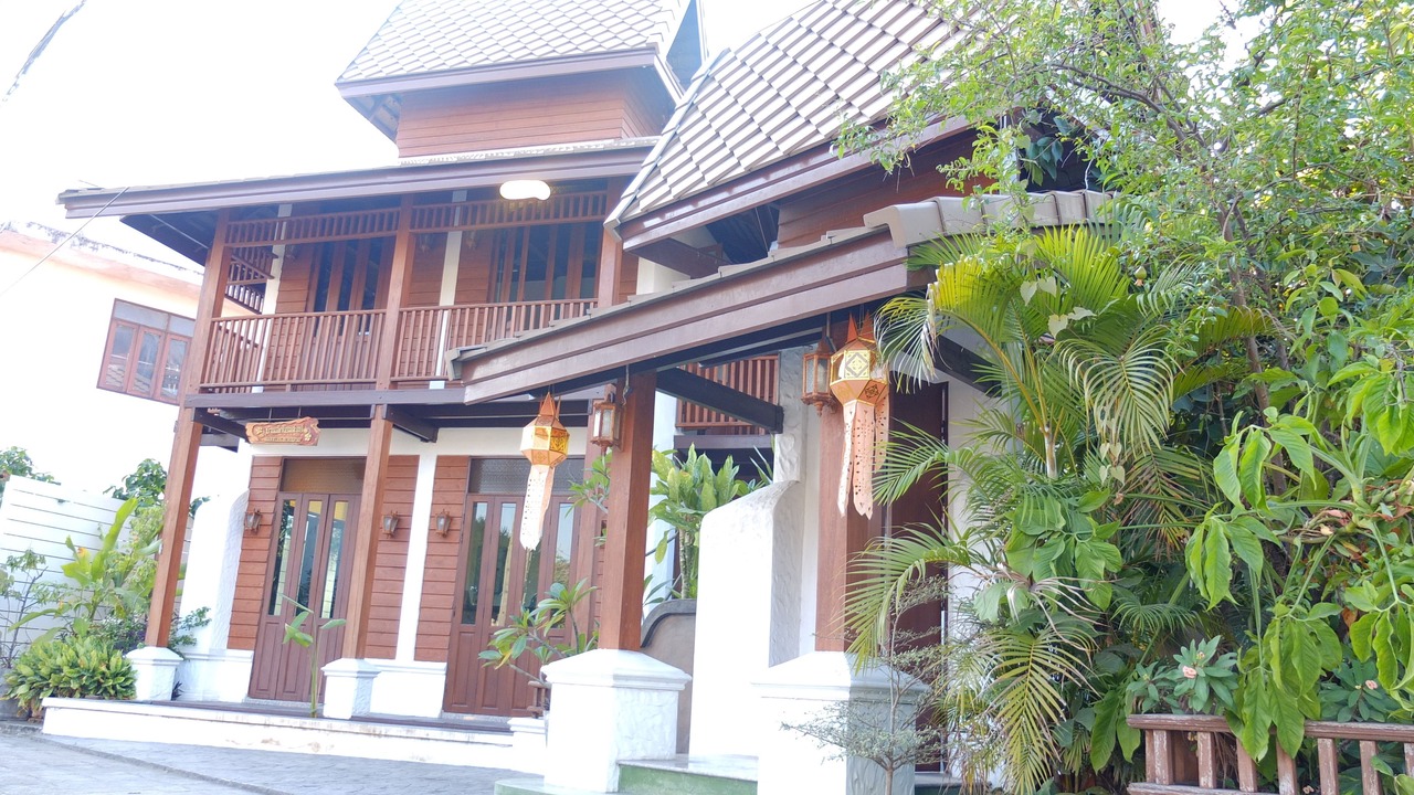 Photo of Outdoor in Wua Lai