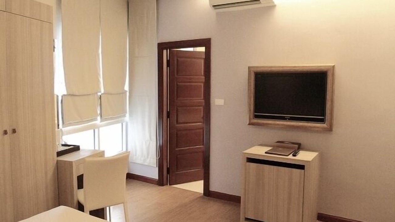 Photo of Bedroom in Samsen Nok