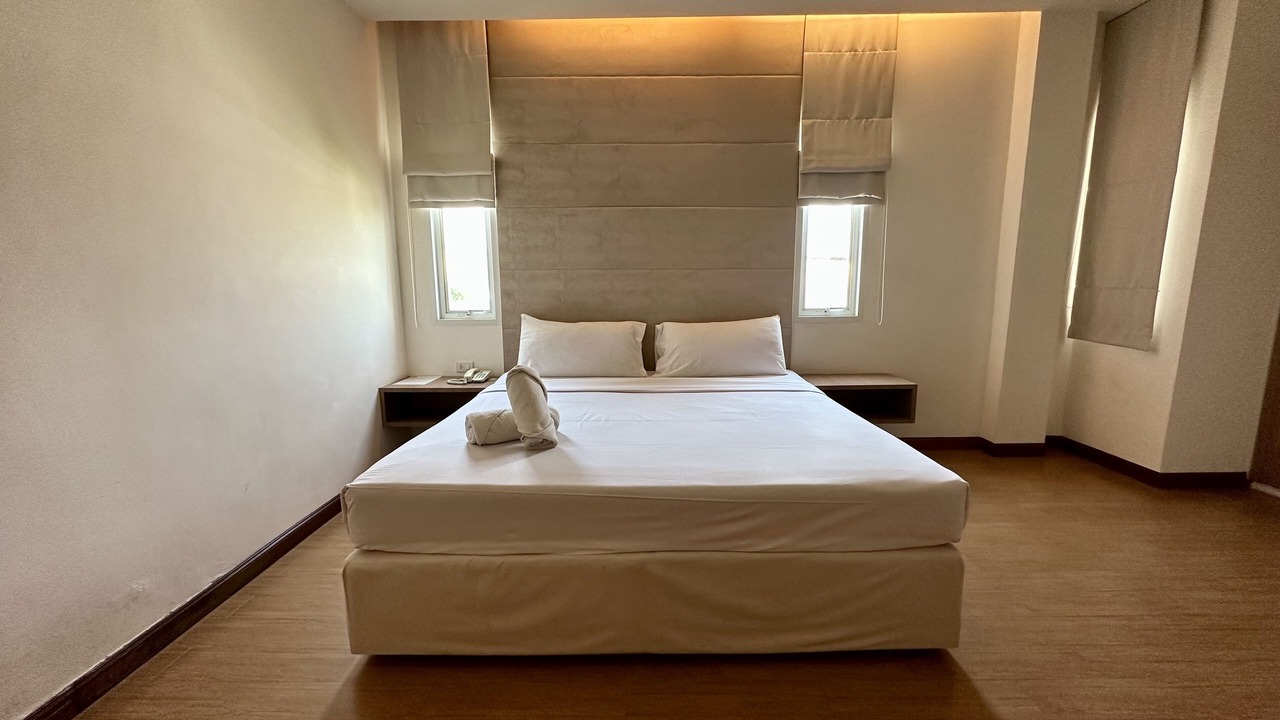 Photo of Bedroom in Samsen Nok
