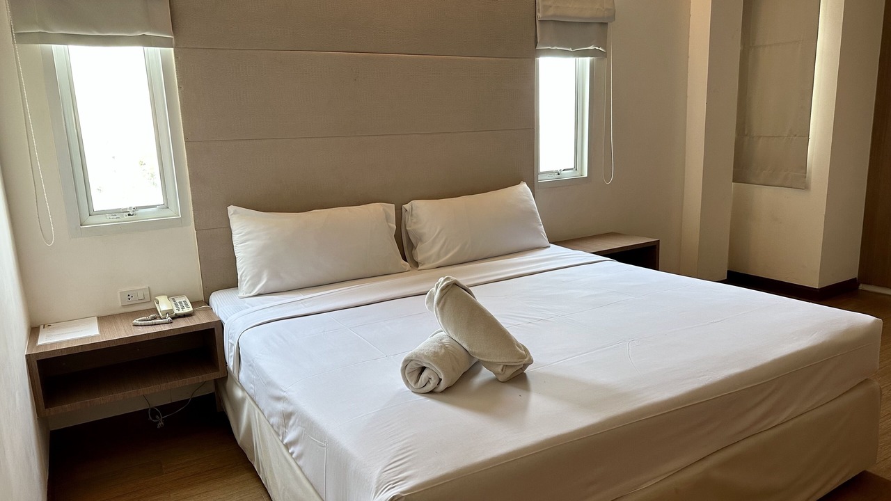 Photo of Bedroom in Samsen Nok