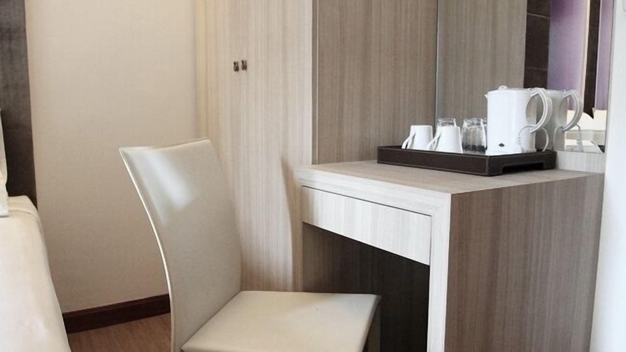 Photo of Bedroom in Samsen Nok