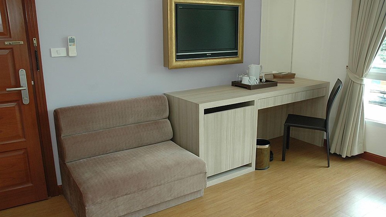 Photo of Bedroom in Samsen Nok
