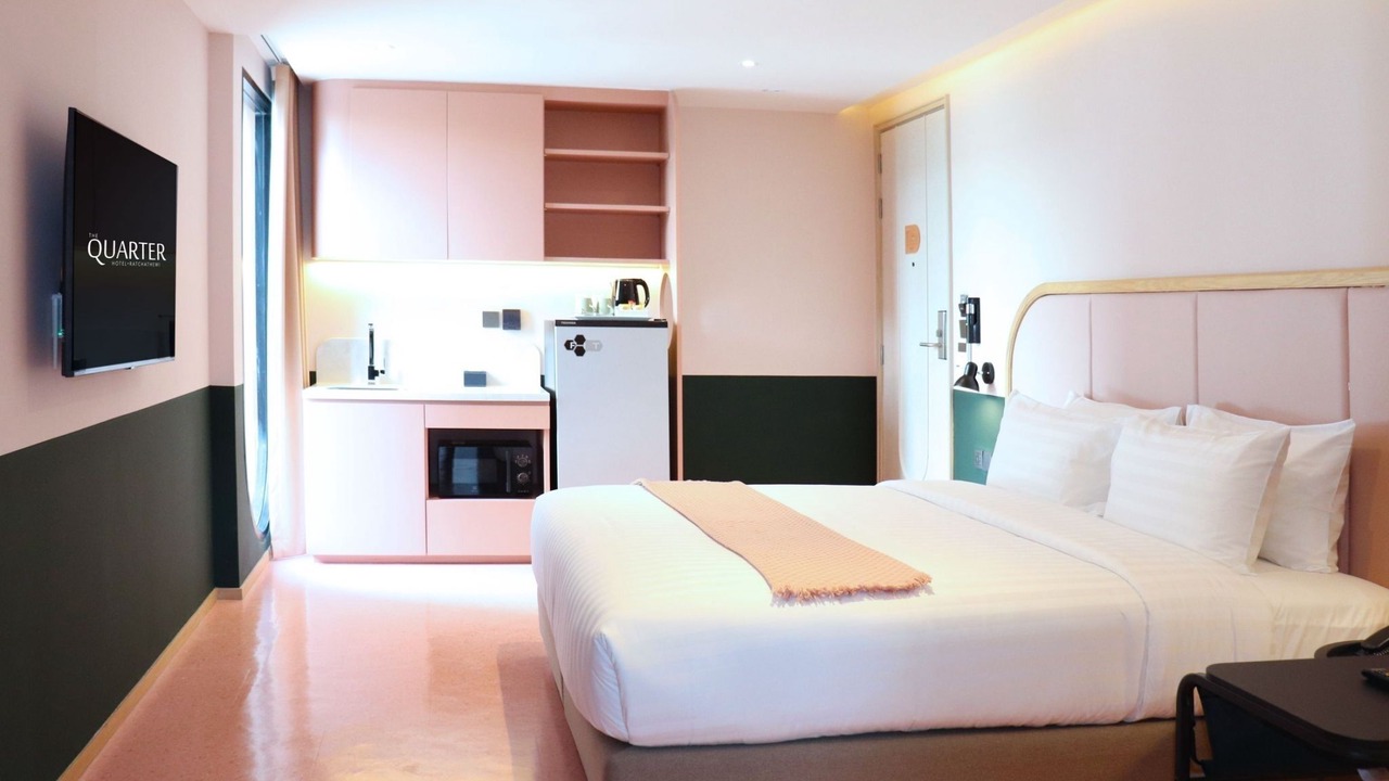Photo of Bedroom in Thanon Phetchaburi