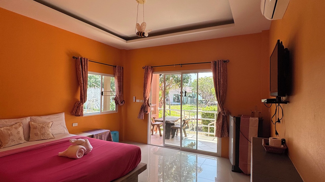 Photo of Bedroom in Koh Lan