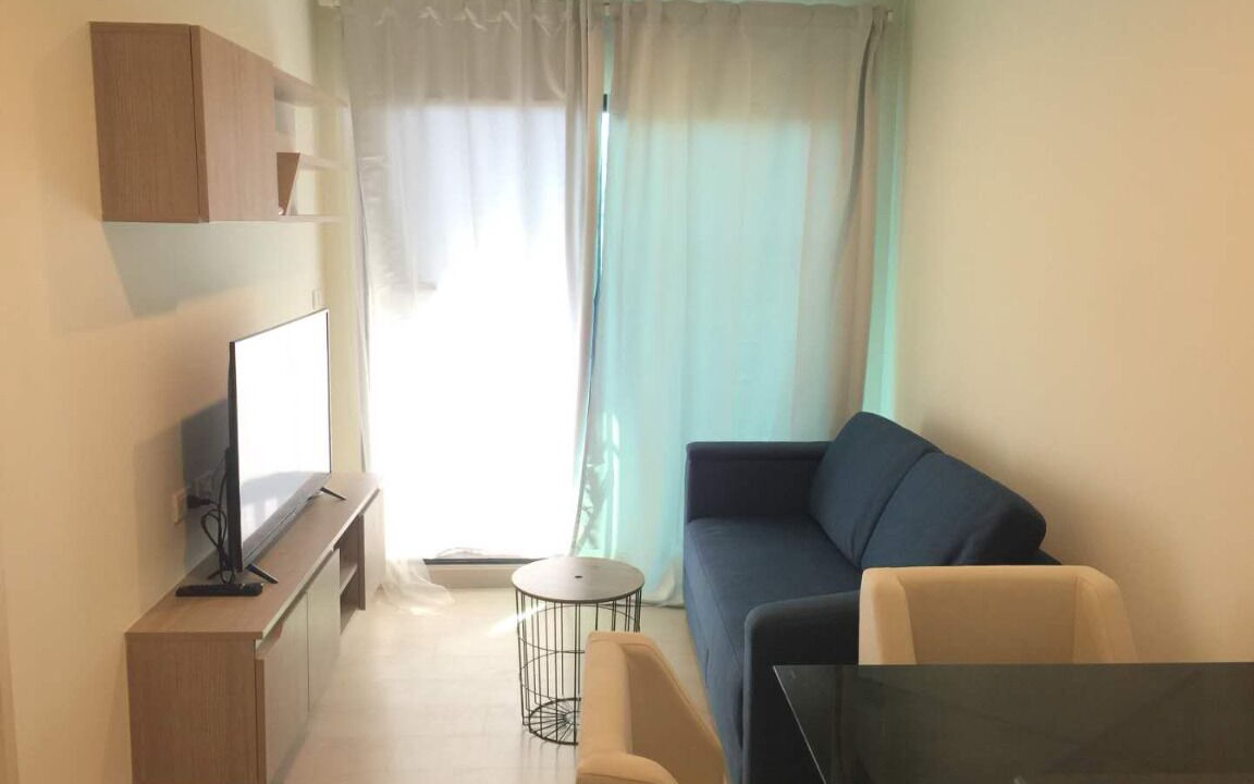 Photo of Livingroom in Khlong Toei