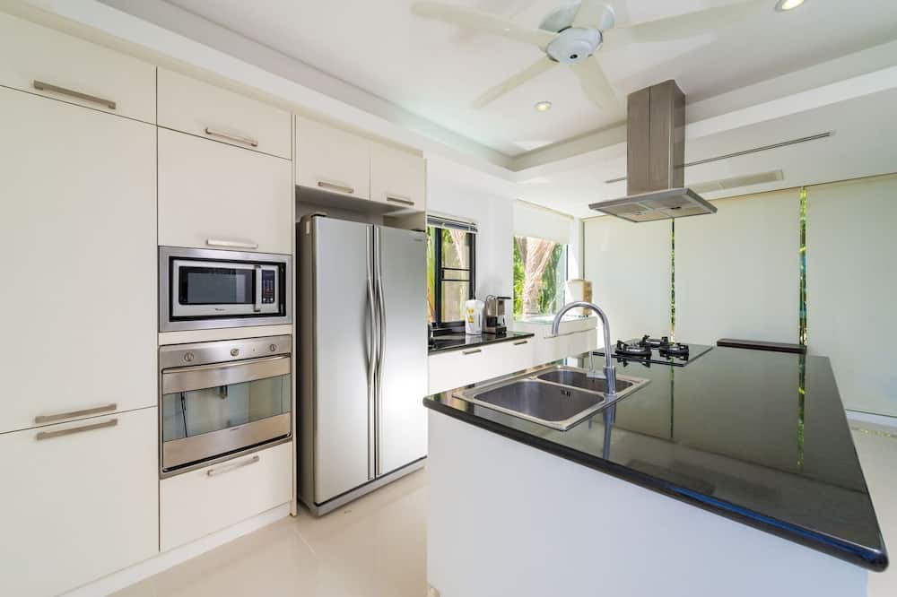 Photo of Kitchen in Na Thon